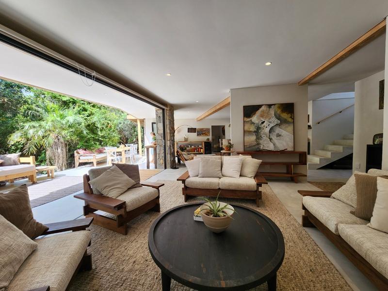 To Let 4 Bedroom Property for Rent in Keurboomstrand Western Cape